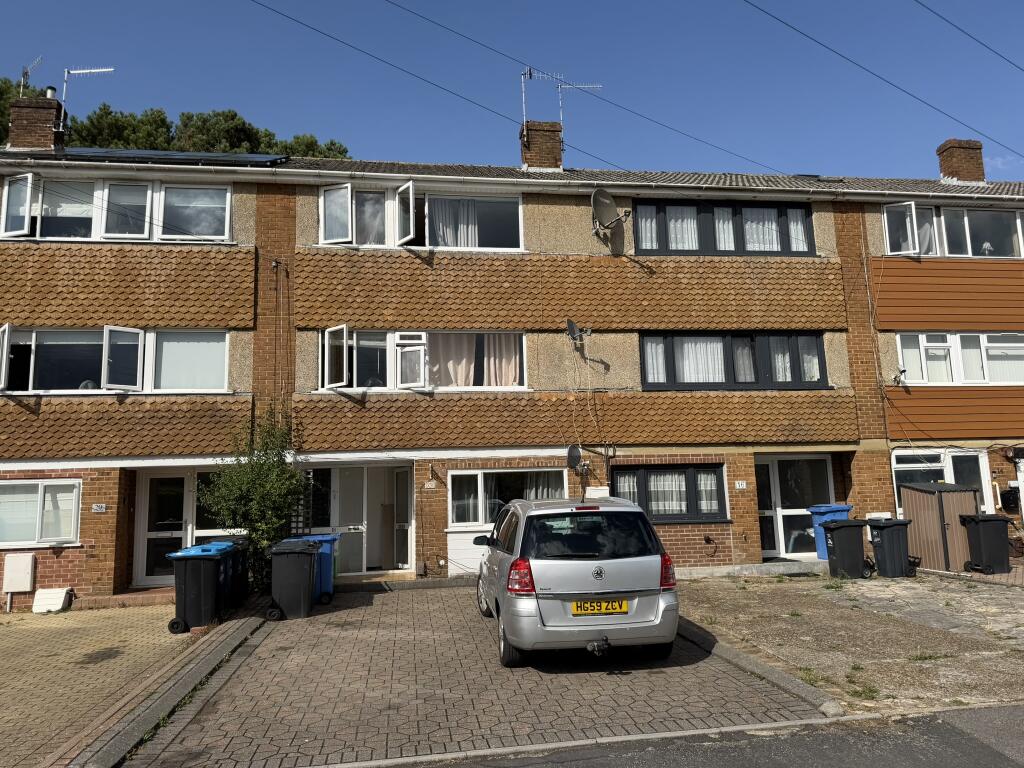 House in Poole, Rossmore