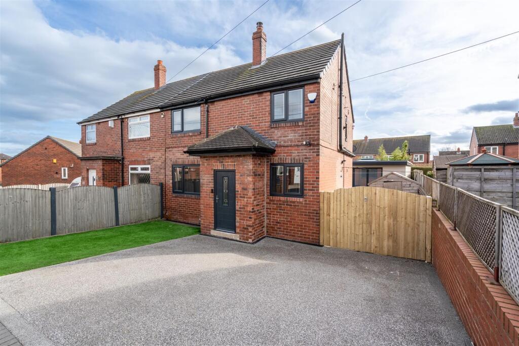 Main image of property: Manor Close, Rothwell, Leeds