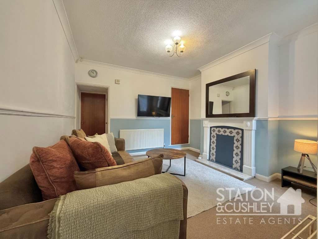House in Nottingham - View 5