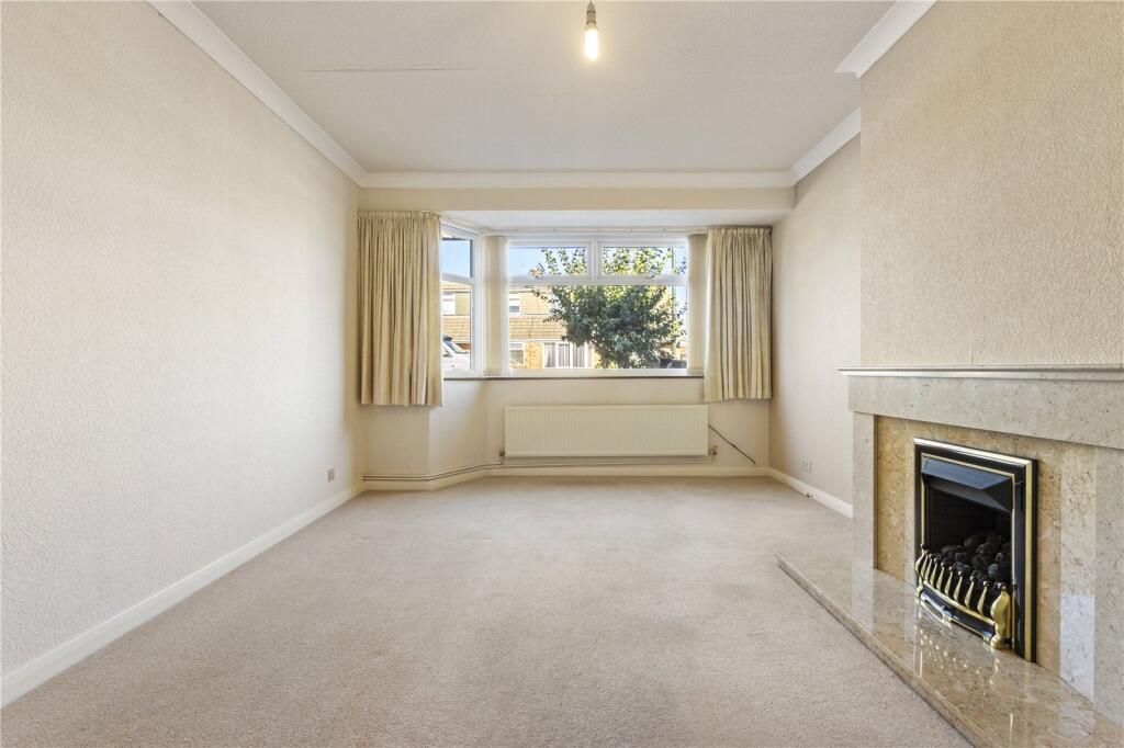 House in Grimsby, New Waltham - View 3
