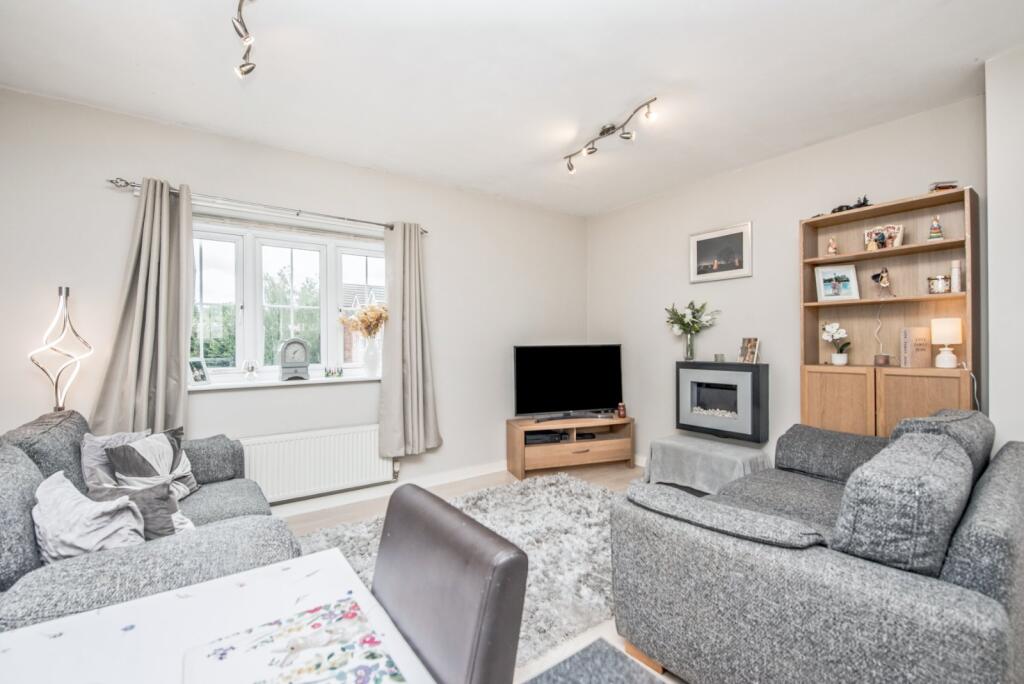 Apartment in Wakefield - View 5