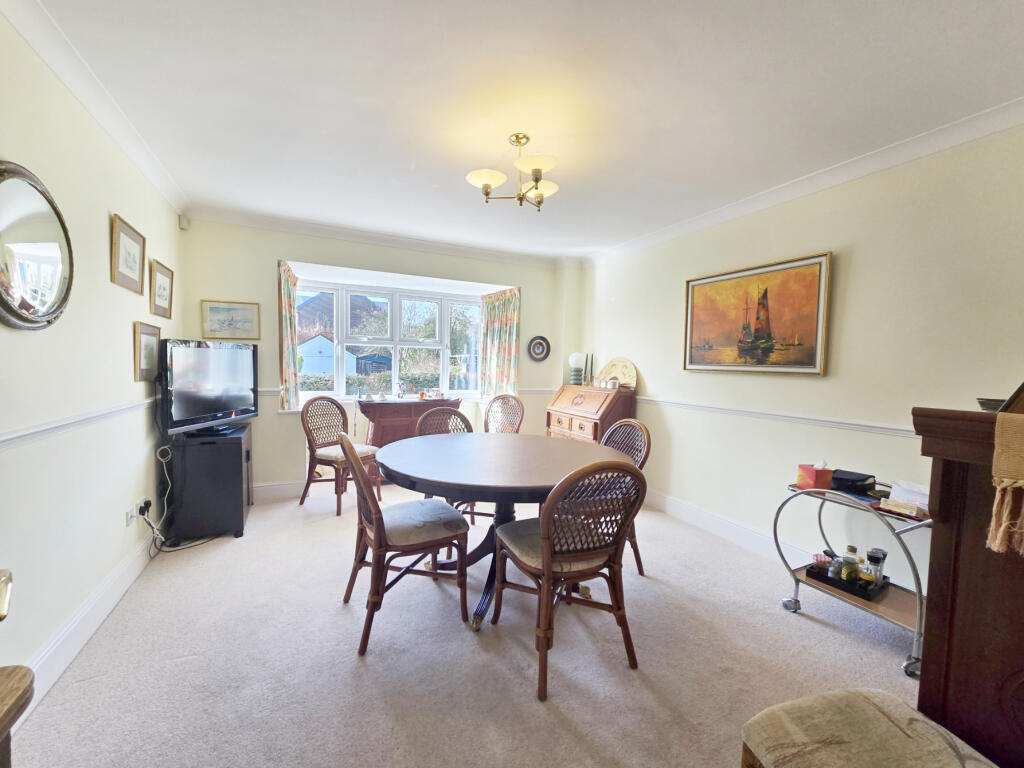 House in Southampton - View 4