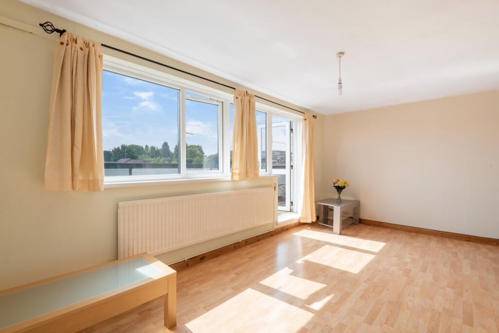 Main image of property: Old Farm Road, East Finchley, London, N2