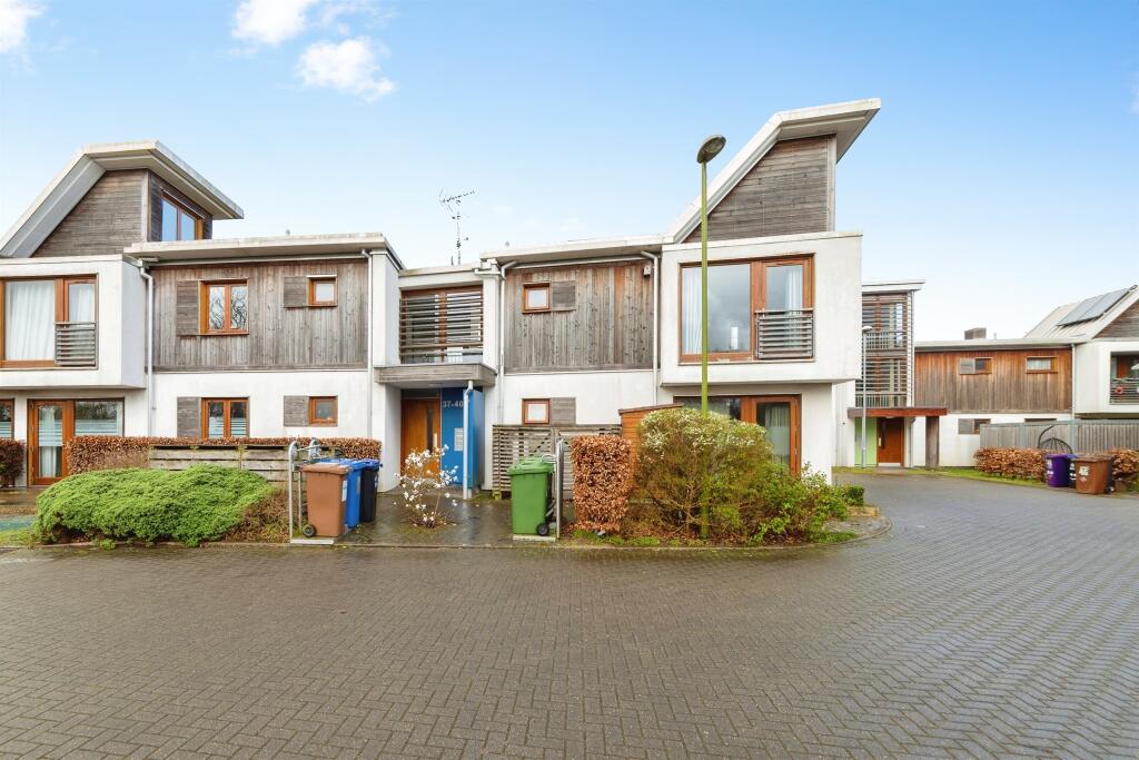 1-bedroom-apartment-for-sale-in-hartington-place-letchworth-garden