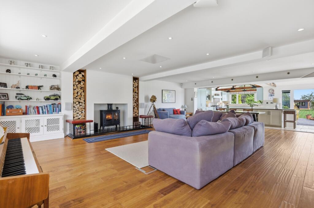 House in Maldon, North Fambridge - View 4