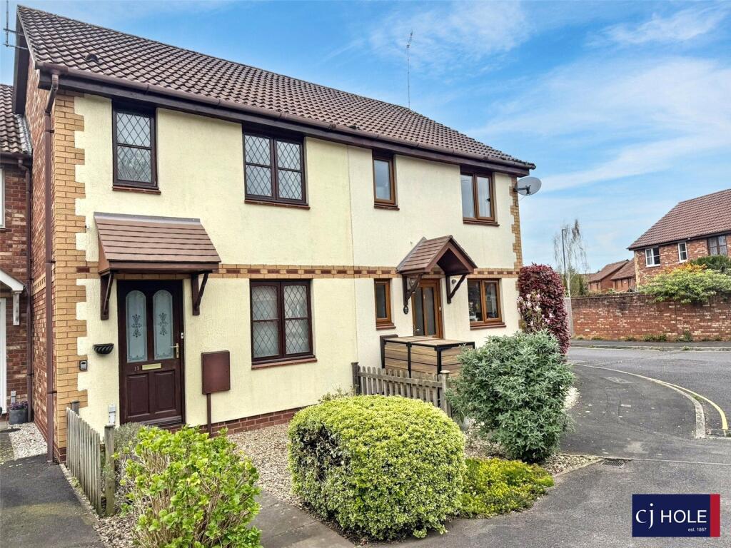 Main image of property: Stanbury Mews, Hucclecote, Gloucester, GL3