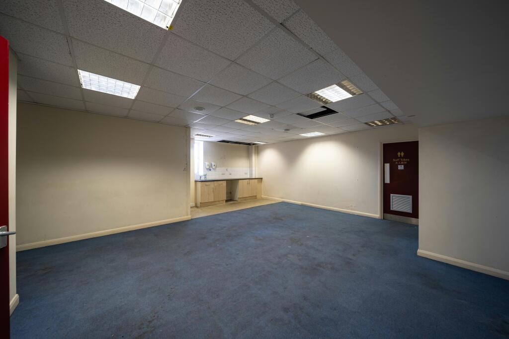 unit 8 Standard Industrial Estate 34.jpg