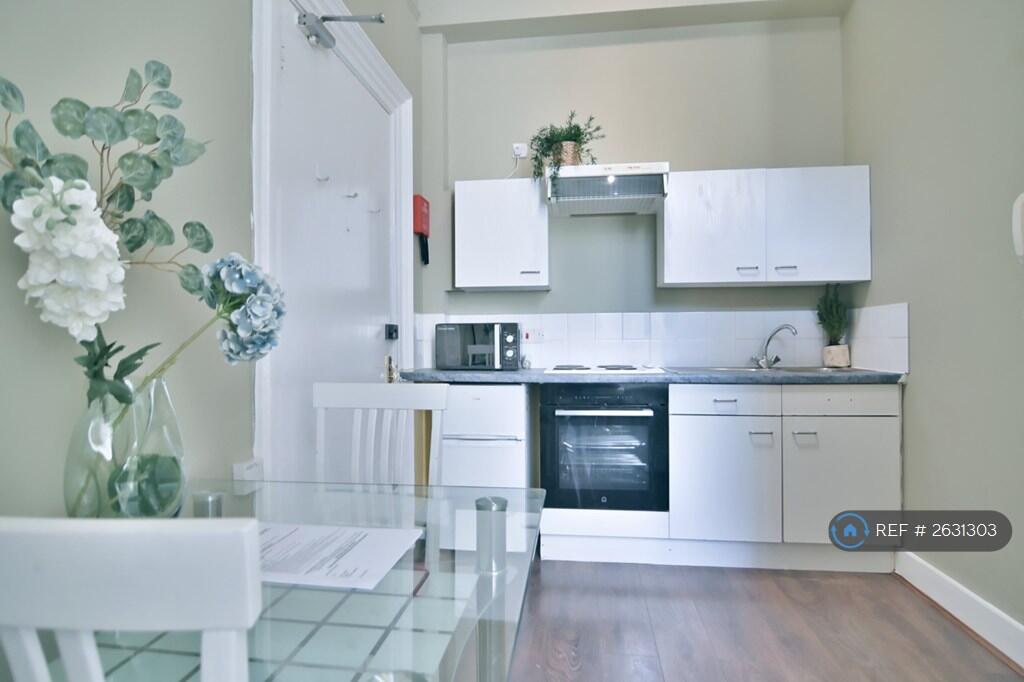 Main image of property: Hogarth Road, London, SW5