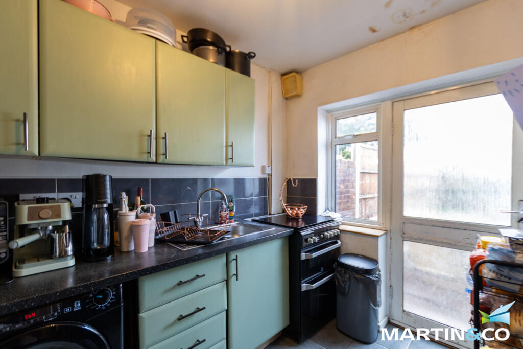 Tame Road, Oldbury, B68  photo 4