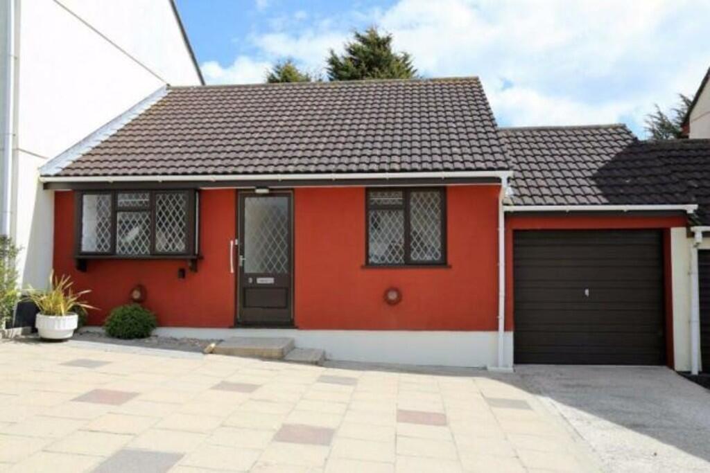 Main image of property: Davey's Close
