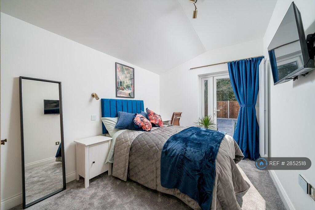 Main image of property: Park Avenue, Whitton, TW3