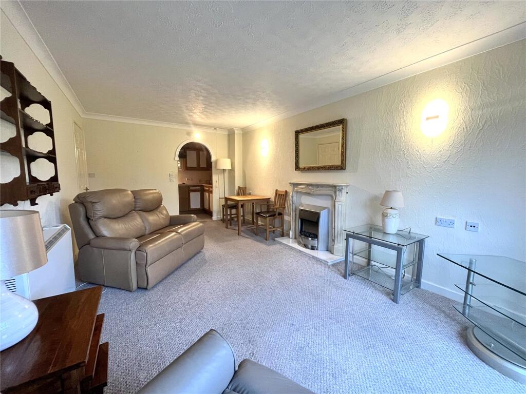 Derby Road, Heaton Moor, Stockport, SK4 photo 3