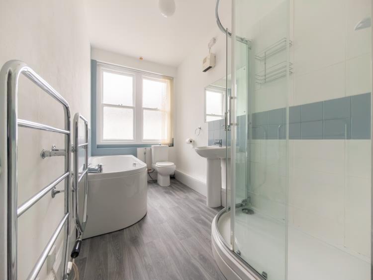 Apartment in Felixstowe, Old Felixstowe - View 5