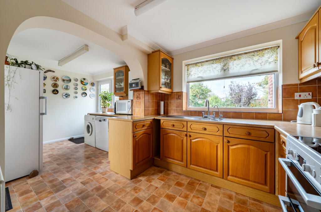 House in Reading, Wokingham - More