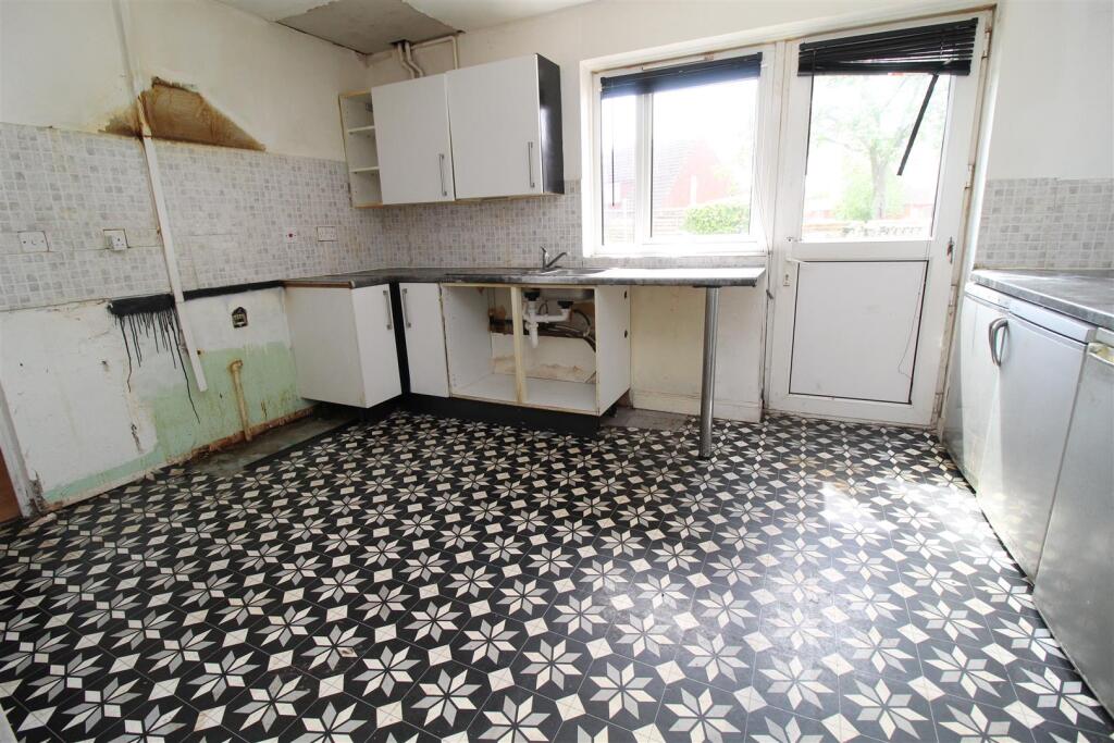 House in Birmingham, West Midlands - View 3