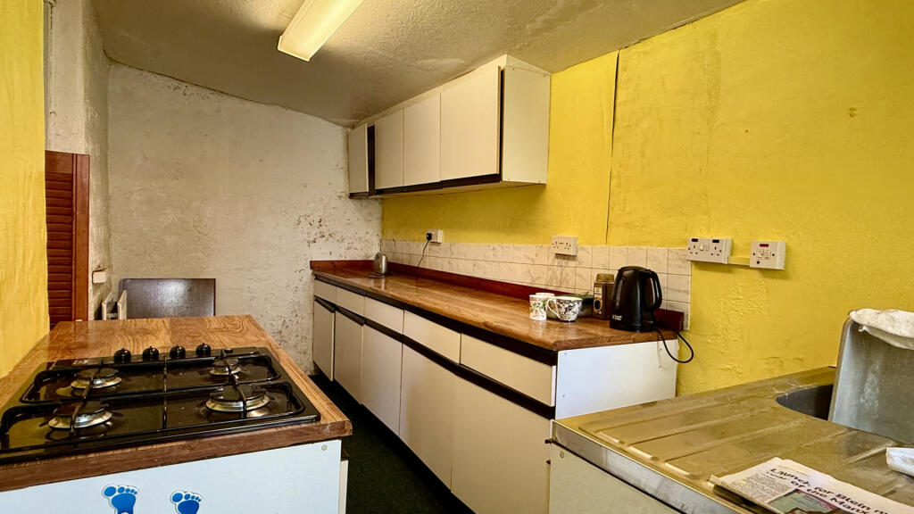 18 Templar Terrace, Ramsey, IM8 3DP - View 5