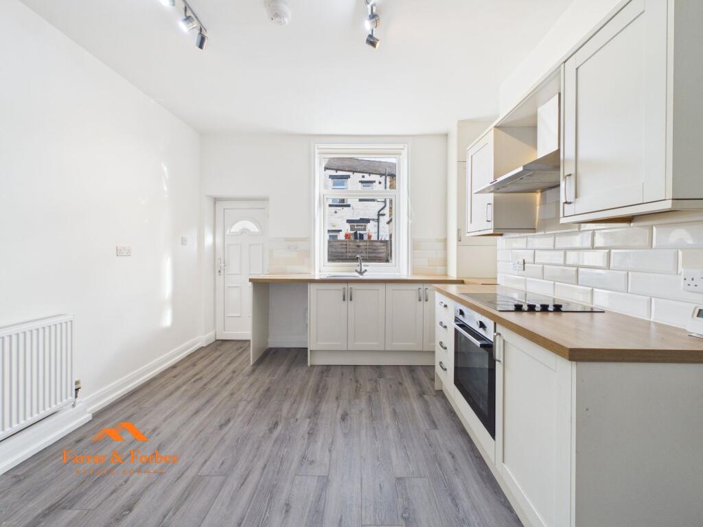 Main image of property: Glen Street, Colne, BB8