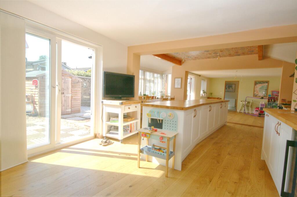 House in Wheatley, Littleworth - View 5