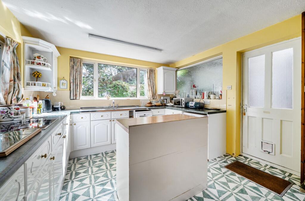 House in Portsmouth - View 4