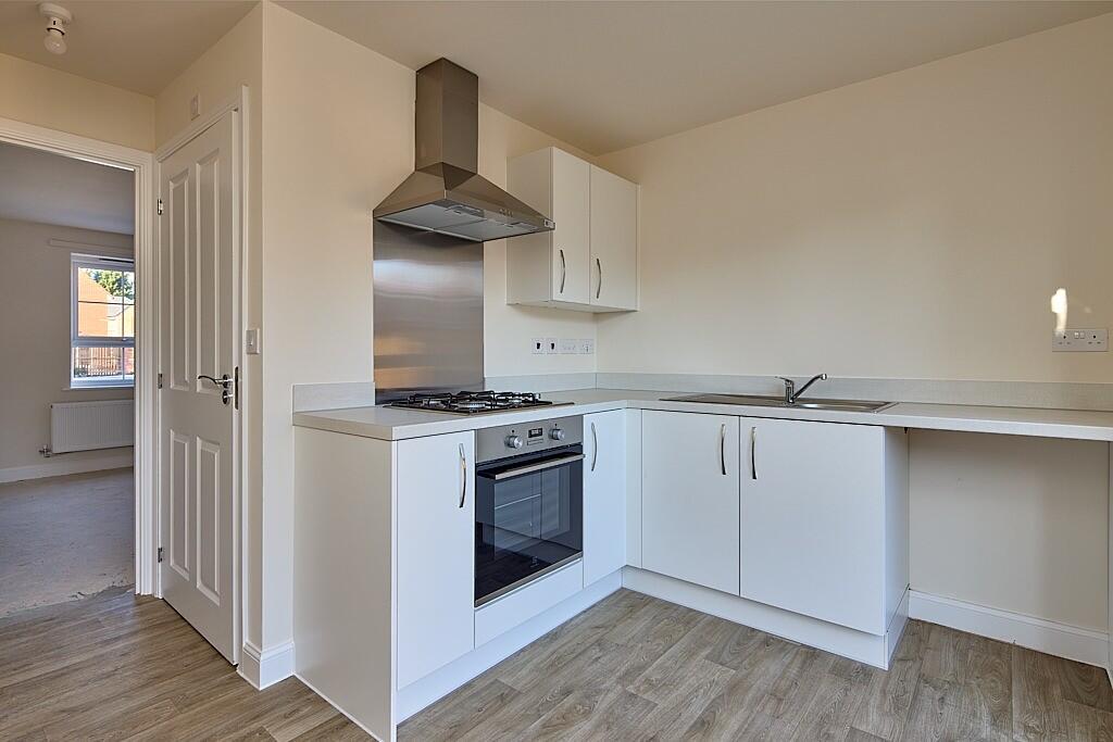 Lancaster Gardens, Harworth, 
Bass, 
DN11 9HA photo 4