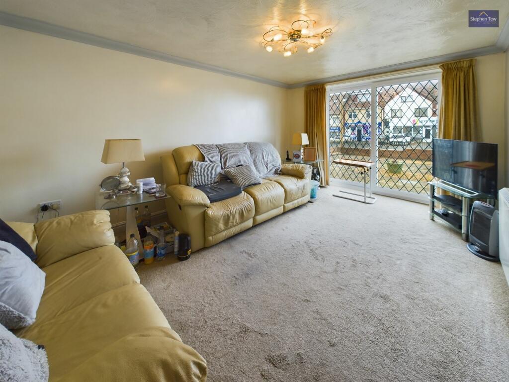 Harrowside, Harrowside Brow, FY4 photo 2