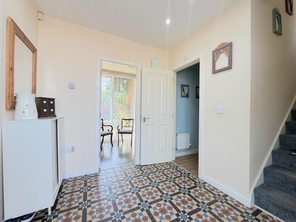 House in Leicester, Crown Hills - View 4