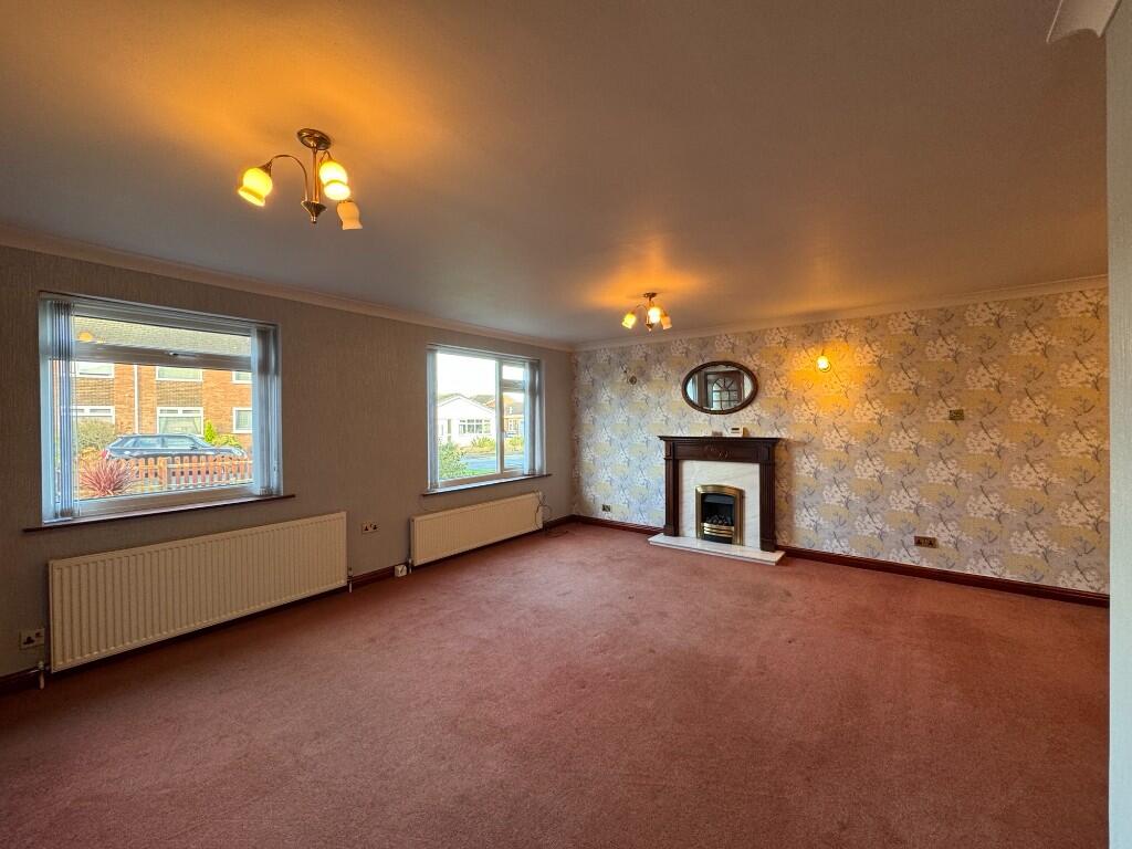 Windermere Drive, Adlington, PR6 photo 2