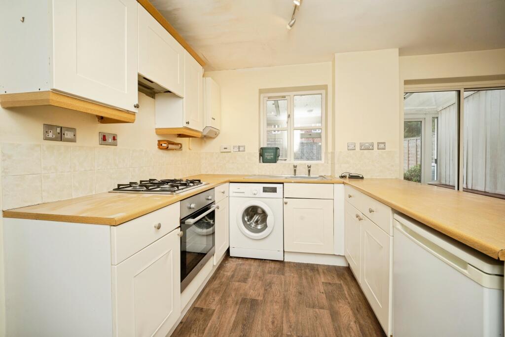Charlecote Gardens, Sydenham, Leamington Spa, CV31 - View 4