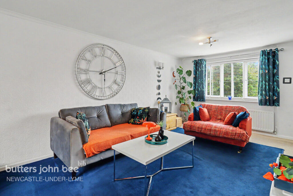 House in Stoke-on-Trent - More