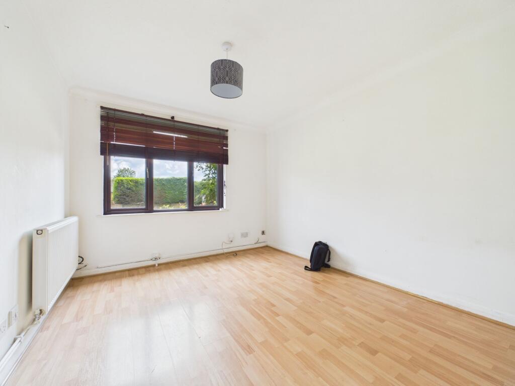 Porlock Place, Calcot, RG31 - View 4