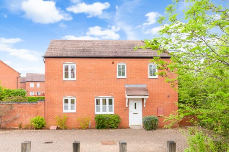 Main image of property: Parsley Place, Banbury
