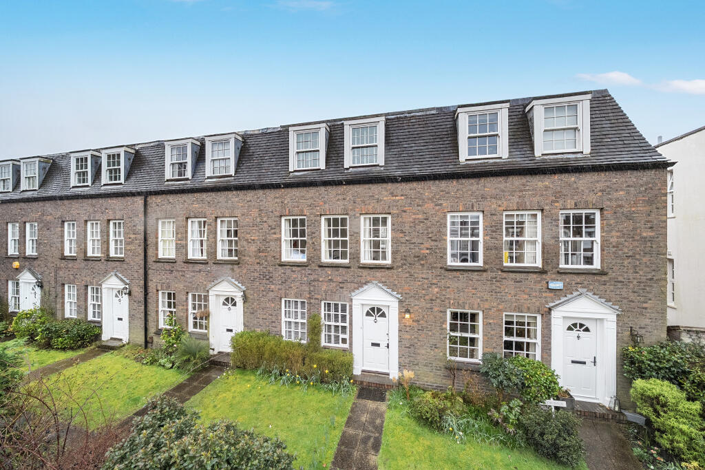 Main image of property: Mount Sion, Tunbridge Wells, TN1