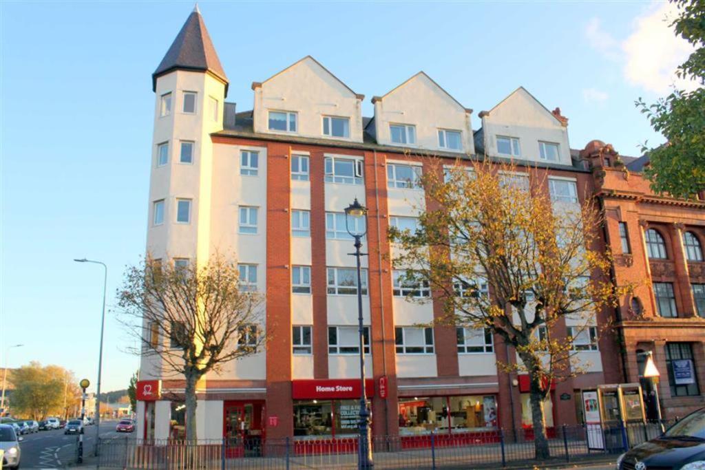 Vaughan Street, Llandudno photo 2