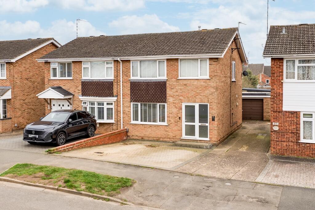 Main image of property: NN15 Churchill Way, Burton Latimer