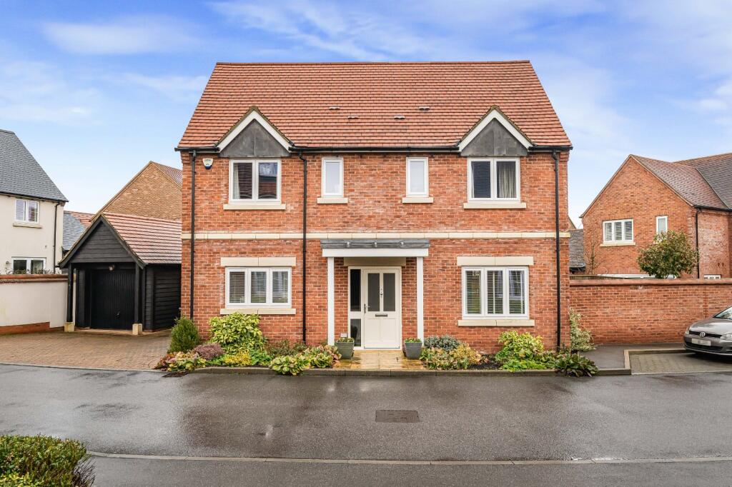 Main image of property: Brook Meadow, Haddenham, Aylesbury, Buckinghamshire, HP17