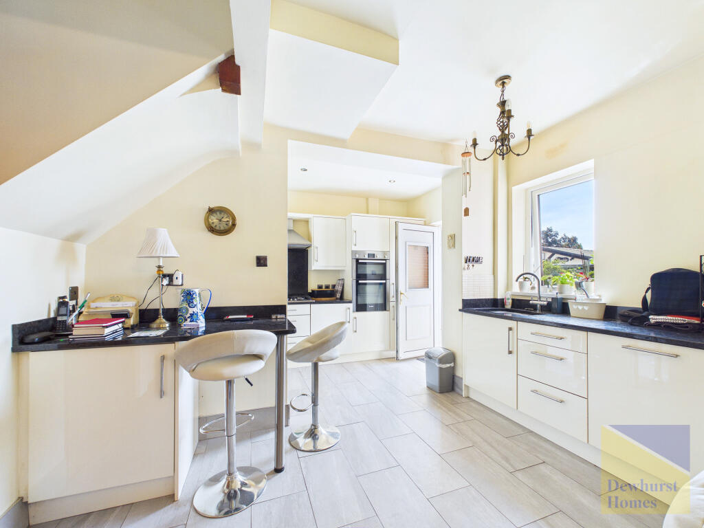 Tabley Lane, Higher Bartle, PR4 - View 5