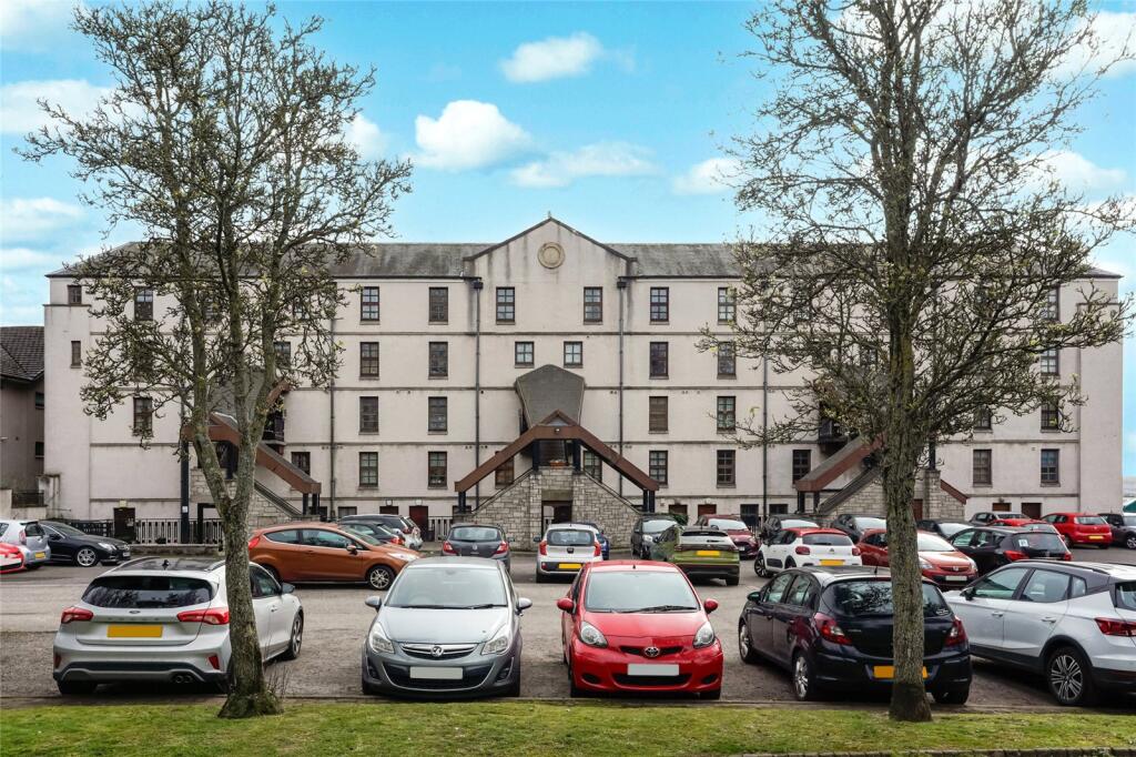 Main image of property: Bonnethill Place, Dundee, Angus, DD1
