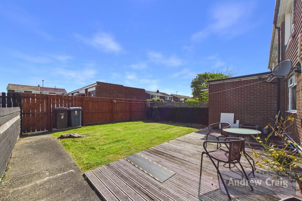 Apartment in South Tyneside, North East - View 4