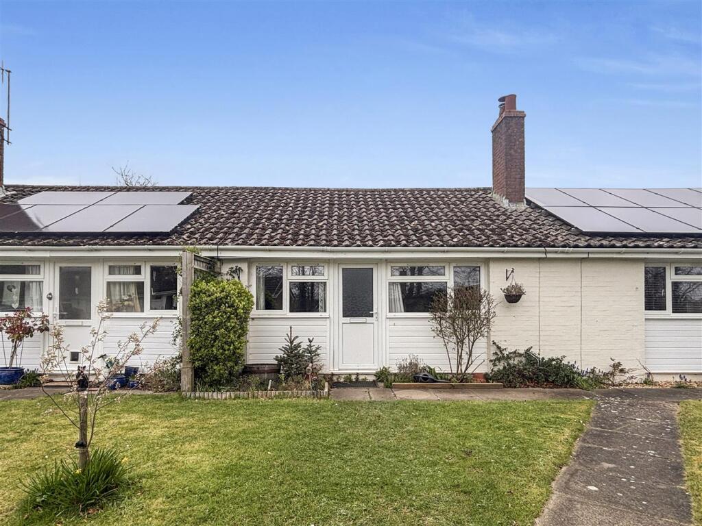 Main image of property: Town Ground, Butlers Marston