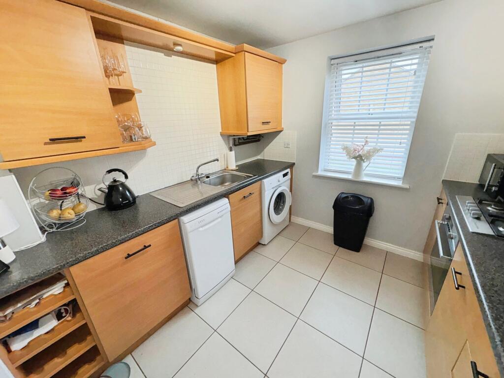 Apartment in Ashfield, Hucknall - View 4