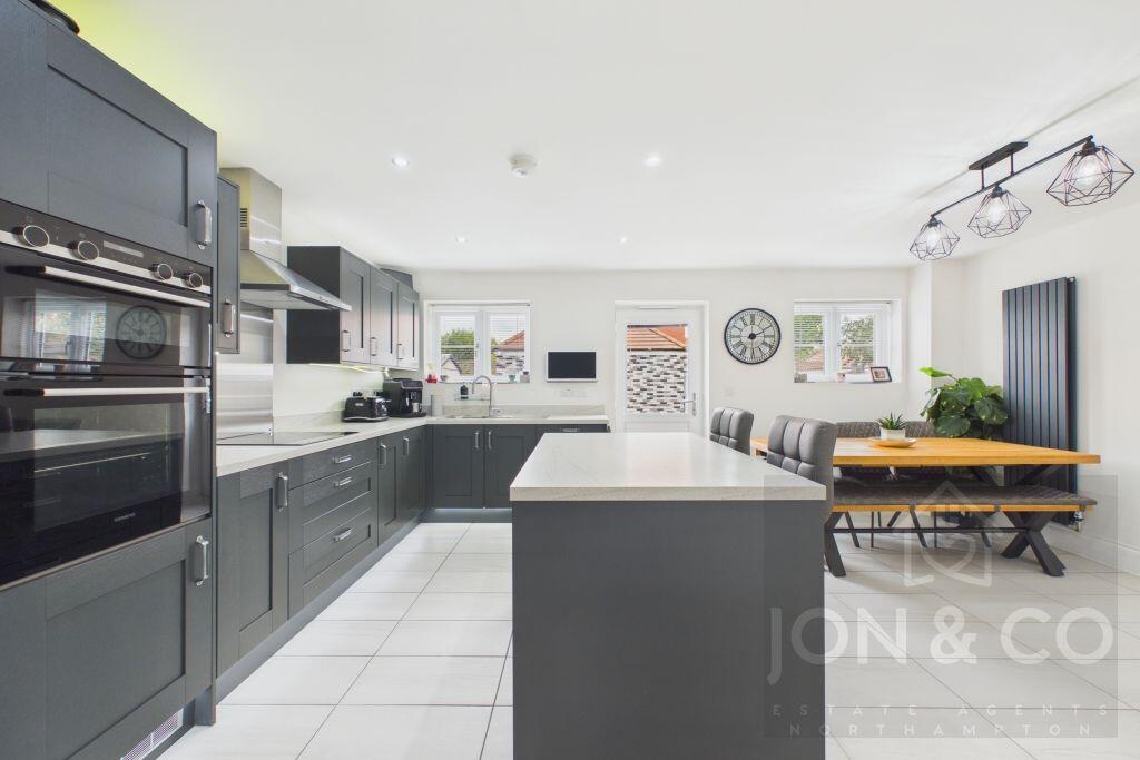House in Northampton, Moulton Leys - View 3