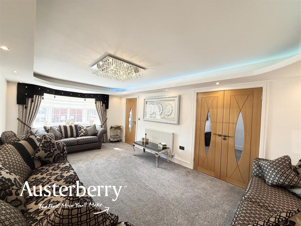 House in Stoke-on-Trent - View 2