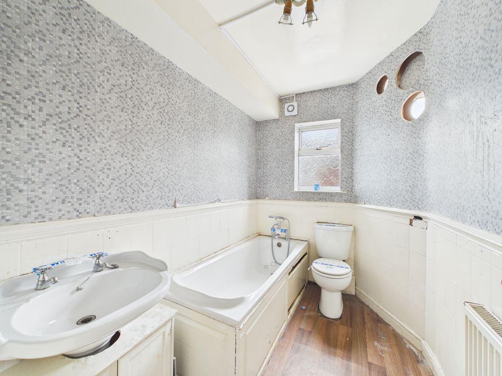 House in Rochdale, Greater Manchester - View 5