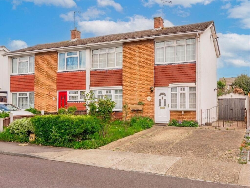 3-bed semi-detached on Nevern Road, Rayleigh, SS6, £375,000