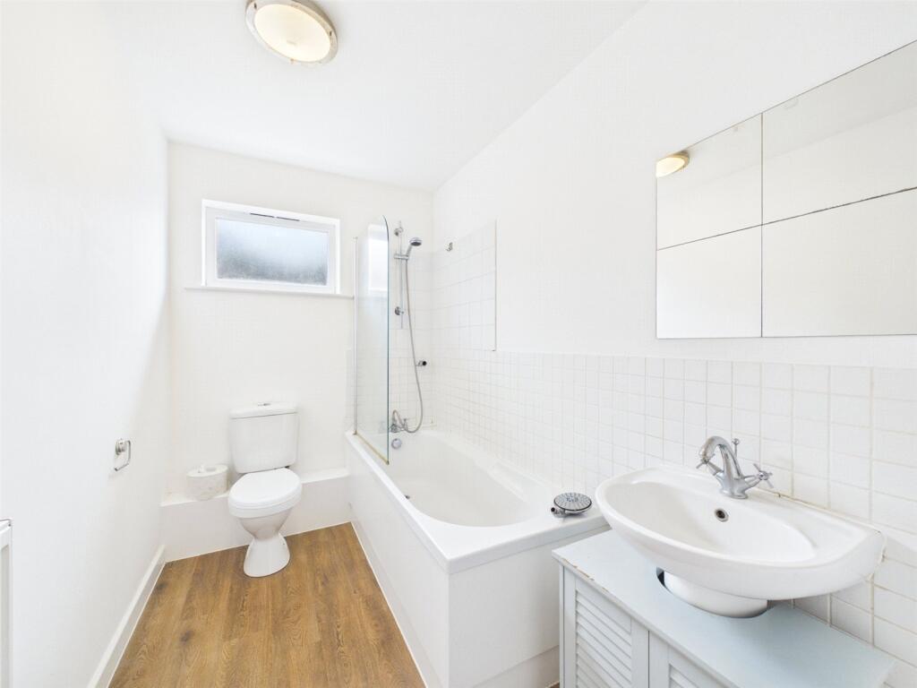 Apartment in Christchurch, Jumpers Corner - More