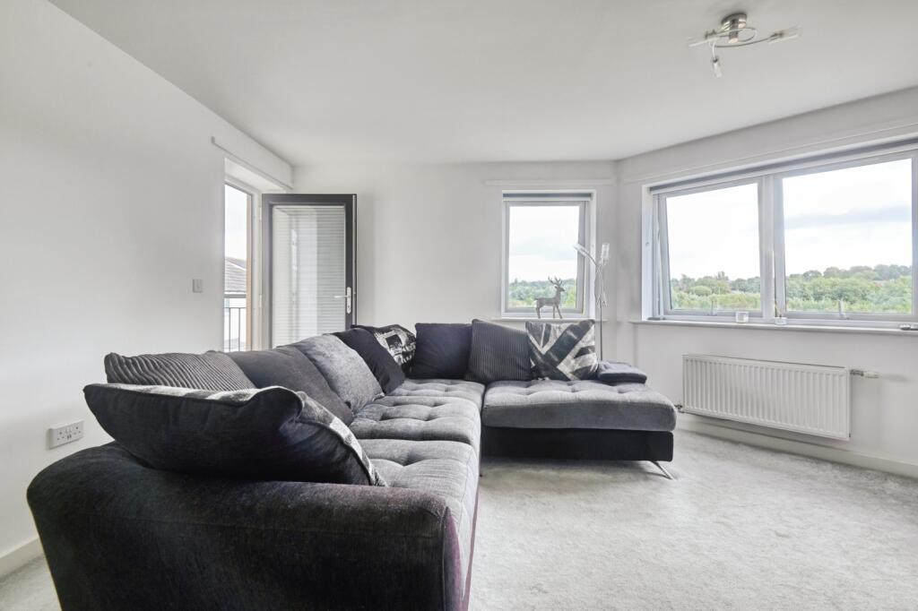Apartment in Birmingham, West Midlands - More