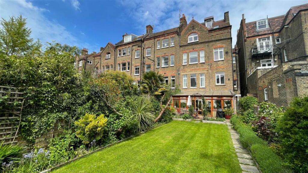 3 bedroom apartment for rent