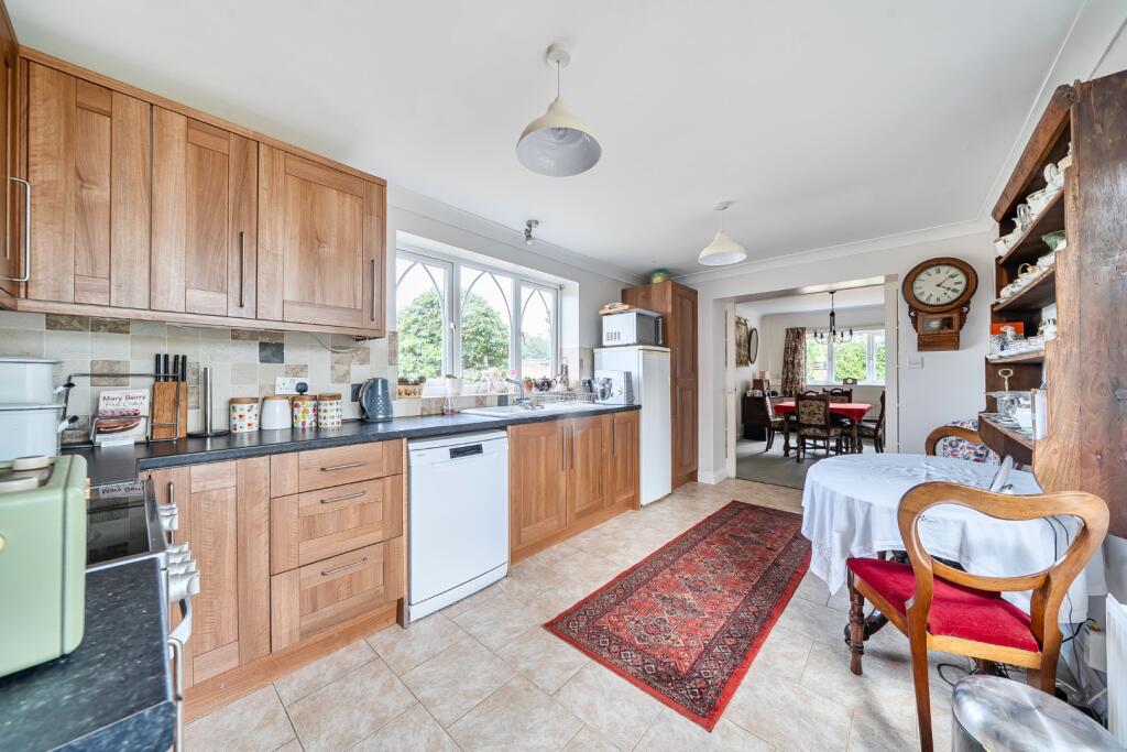 House in Northampton - View 5