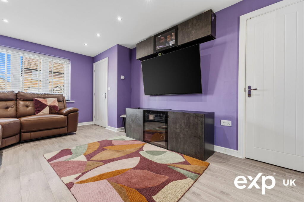 House in Nottingham - View 4