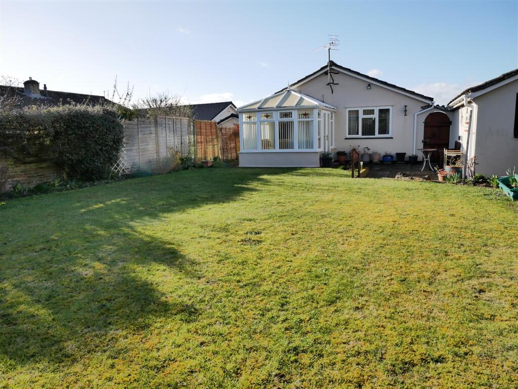 Downland Road, Calne photo 2